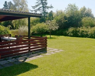 6 Person Holiday Home in Praesto-by Traum - Praesto - Патіо