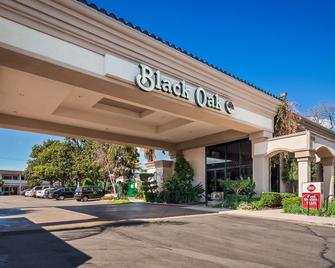 Best Western Plus Black Oak - Paso Robles - Building