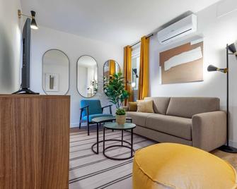 Apartamento Puerta de America VI en Madrid - Ma-đrít