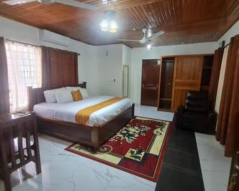 Ibisa Hotel - Takoradi - Bedroom