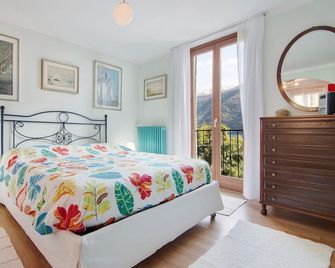Casa Armando - Laglio - Schlafzimmer