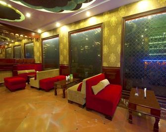 Siris 18 Agra Hotel - Agra - Lounge