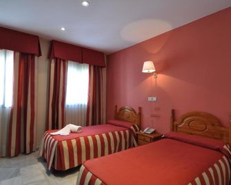 Hostal La Fuente - קורדובה - חדר שינה