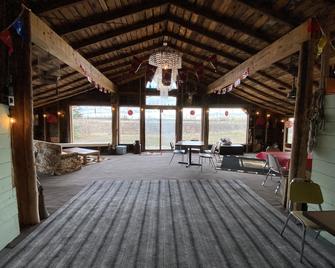 Character farmhouse set in beautiful countryside - Langham - Patio