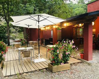Camping Aigües Braves - Llavorsí - Innenhof