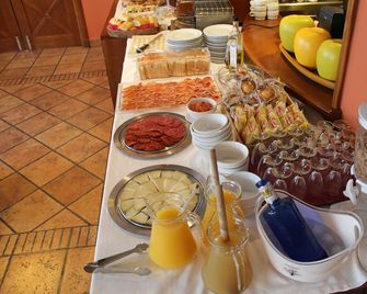 Hotel Restaurante El Tollo - Utiel - Bufé