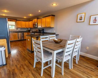 Harborview at Lake Cumberland - Somerset - Kitchen