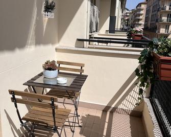 Suite 39 B&B - Salerno - Balcony