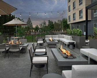 Fairfield by Marriott Inn & Suites Portland Newberg - Newberg - Innenhof
