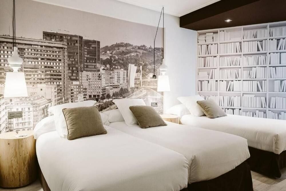 Hotel Ilunion Abando Bilbao - בילבאו - חדר שינה