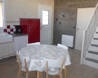 Gîte rural 3 étoiles, 4 pers Puy du fou vendée ,montaigu clisson - La Boissière-de-Montaigu - Comedor