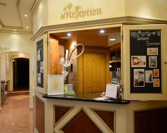 Land-gut Hotel zum Löwen Garni - Marktheidenfeld - Receptie