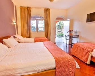 Hotel Al Bassatine - Beni Mellal - Bedroom
