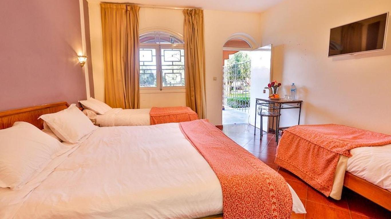 Hotel Al Bassatine