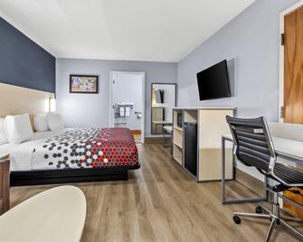 Econo Lodge Inn & Suites Cayce I-26 Airport - Cayce - Slaapkamer