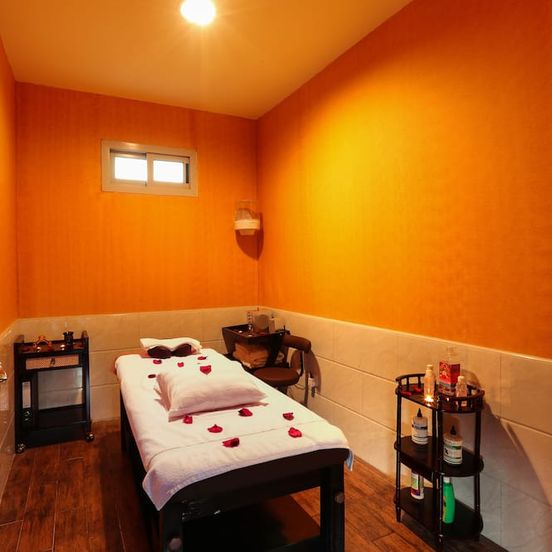 Royal Grand Suite Hotel image 1