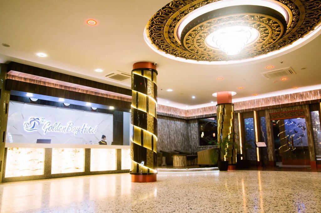 ذا غولدن باي هوتل باتام