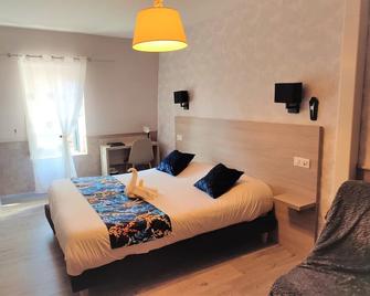 Hotel Pontet - Meyrals - Спальня