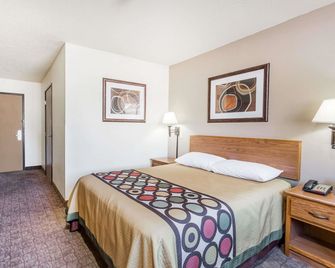 Super 8 by Wyndham Lewisburg - Lewisburg - Schlafzimmer