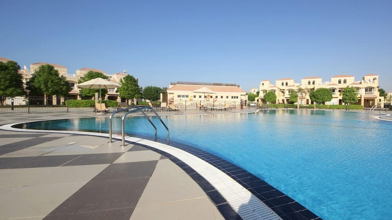 Piks Key- Al Hamra Village