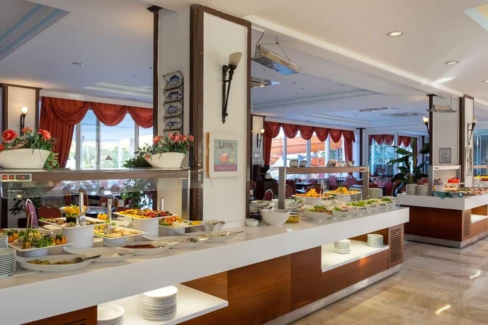 Pine House by Werde Hotels - Kemer - Bufet