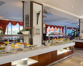 Pine House by Werde Hotels - Kemer - Buffet
