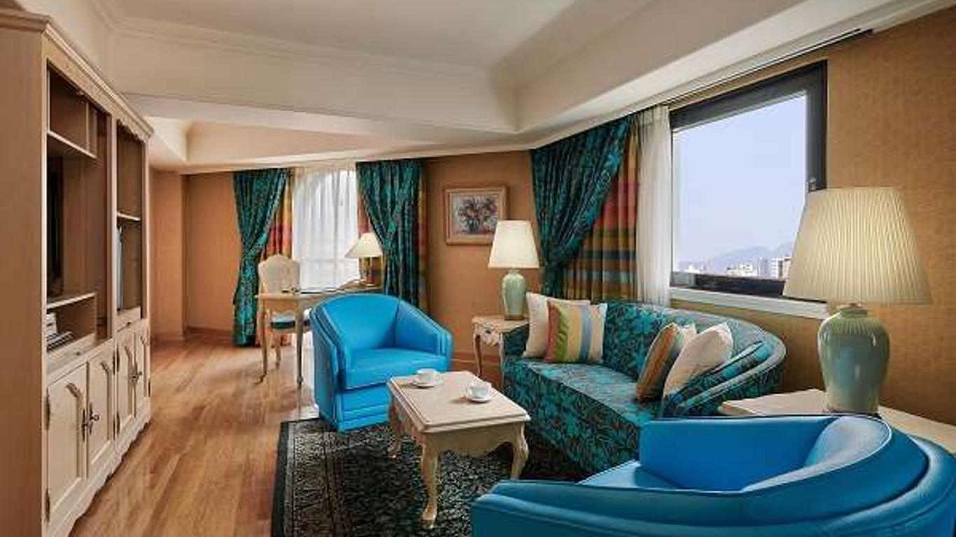 فندق ذي ريفييرا