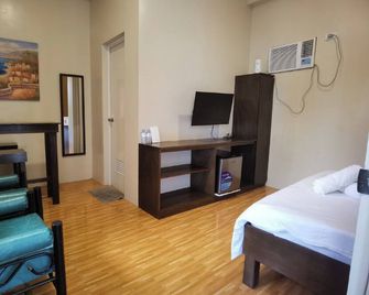 Ys Rezidenzia Suites - Legazpi City - Ložnice