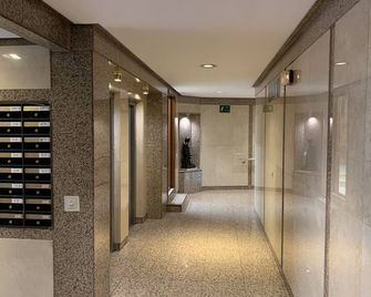 Apartamentos Torr en Madrid - Chamartín - Madrid - Pasillo