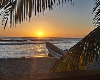 Playa San Diego Beachfront Rentals - Managua - Beach