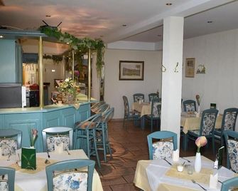 Hotel garni Goldene Henne - Arnstadt - Ресторан