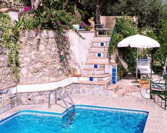 B&B Orto Paradiso - Minori - Басейн