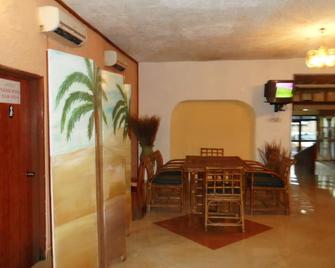 Hotel De Texas - Kumasi - Comedor