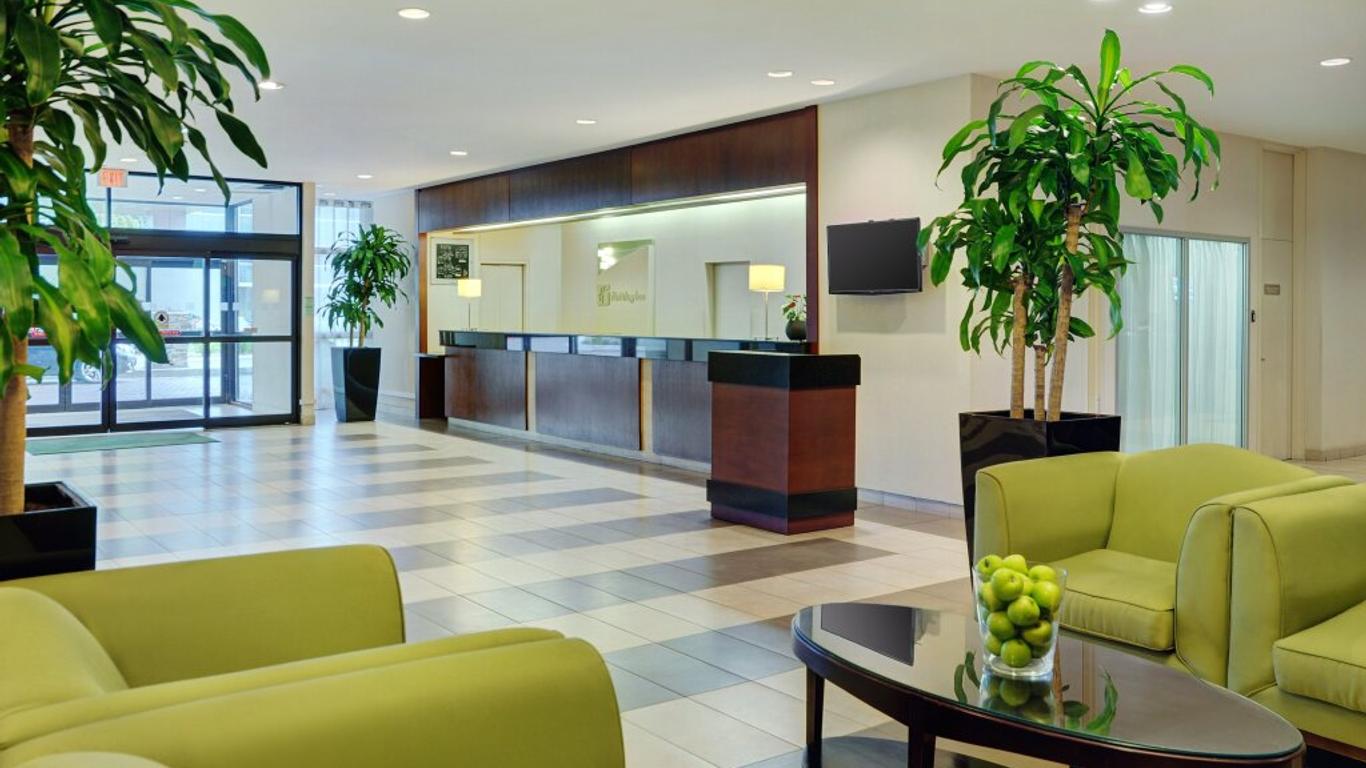 Holiday Inn Burlington Hotel & Conference Centre, An IHG Hotel