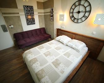 Hôtel de France - Lens - Bedroom