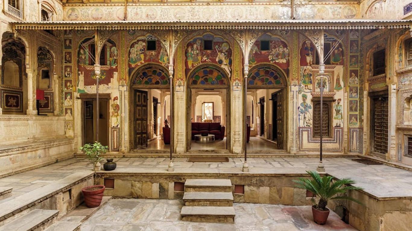 فيفان كالتشر هوتل