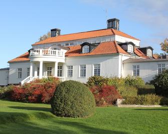 Liljeholmen Herrgård Hostel - Rimforsa - Будівля