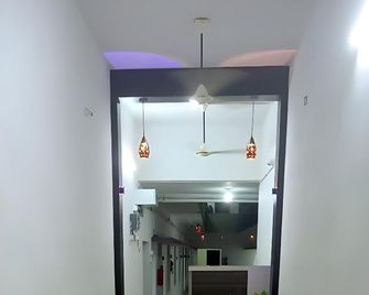 Ar Grand Stays - Madurai - Lobby