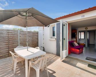 Maison avec terrasse pour 5 - Calme et plage - Longeville-sur-Mer - Patio