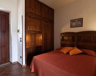 Agriturismo Masseria Sant' Elia - Arenella - Bedroom