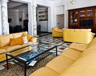 Hotel Nettuno - Pietrasanta - Lobby