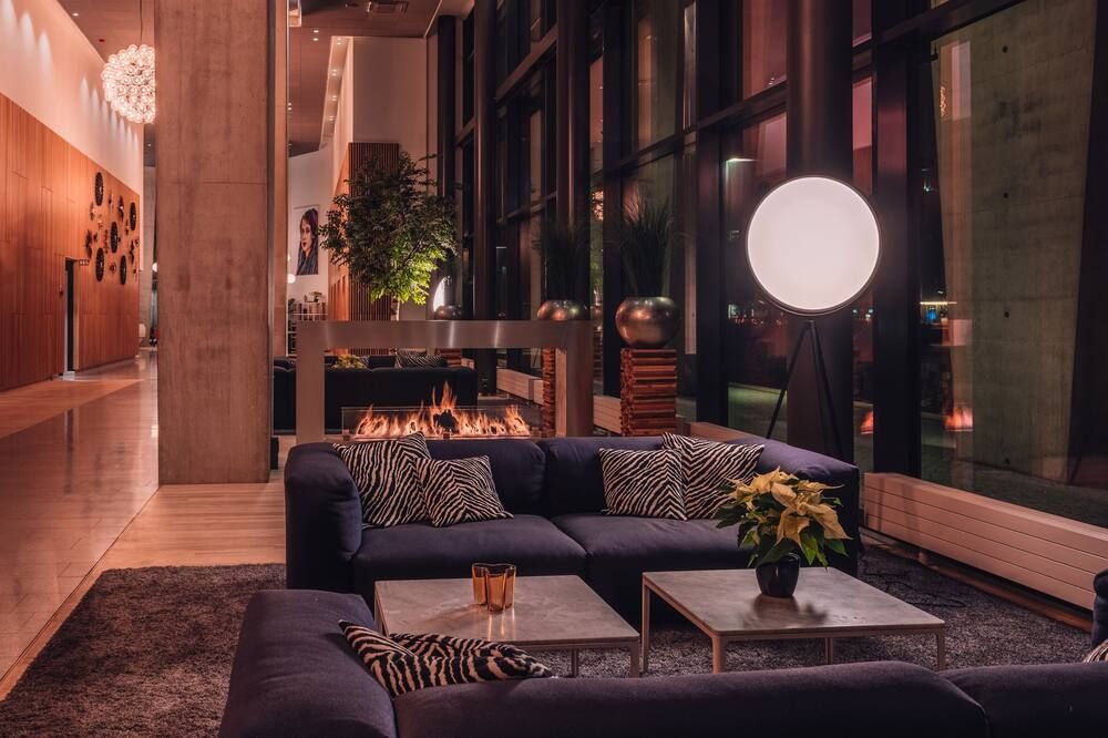 Clarion Hotel Helsinki thumbnail 2