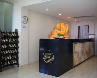 Hotel Freskia - Velipojë - Front desk
