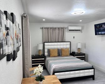 stylish Studio Apartment By Miami Airport - Miami - Habitación