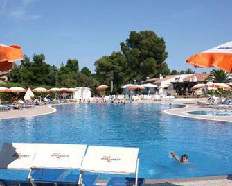 Li Cucutti Village - Budoni - Pool