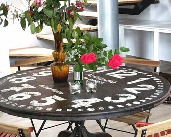 Deluxe Suite - Zpoint - Parga - Essbereich