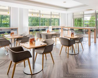 Holiday Inn Express Doncaster By IHG - Doncaster - Restaurante
