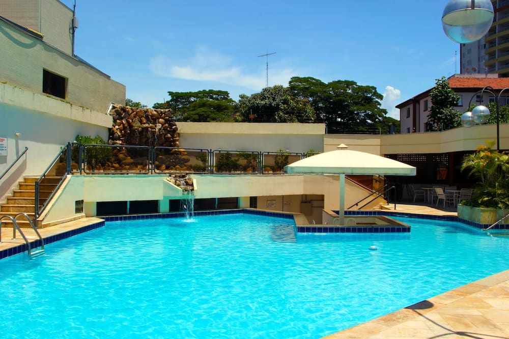 Hotel Ema Palace - סאו ז'וסה דו קמפוס - בריכה