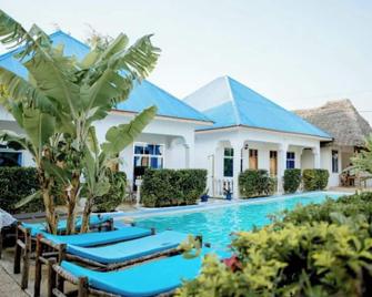 Aroya Boutique Hotel - Jambiani - Piscina