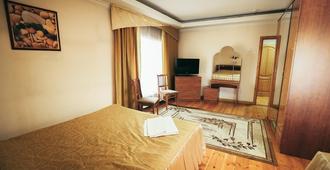 Galas Hotel - Ulan-Ude - Bedroom